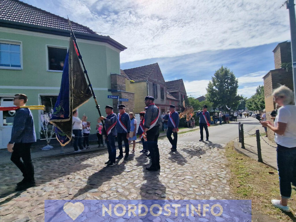 Festumzug 725 Jahre Himmelpfort am 06.07.2024, Feuerwehr, 725 Jahre Althymen, Fürstenberg/Havel