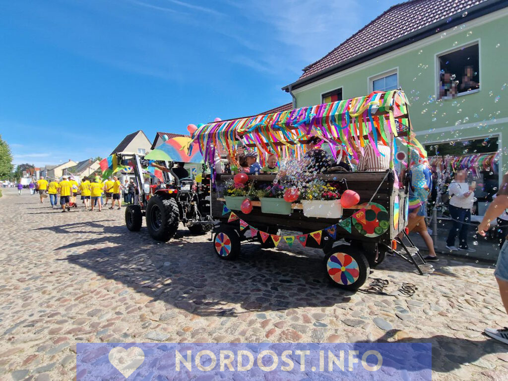 Festumzug 725 Jahre Himmelpfort am 06.07.2024, Feuerwehr, 725 Jahre Althymen, Fürstenberg/Havel